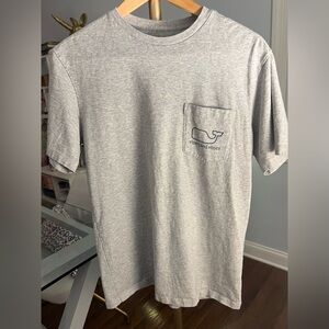Gray Vineyard vines short sleeve tee
